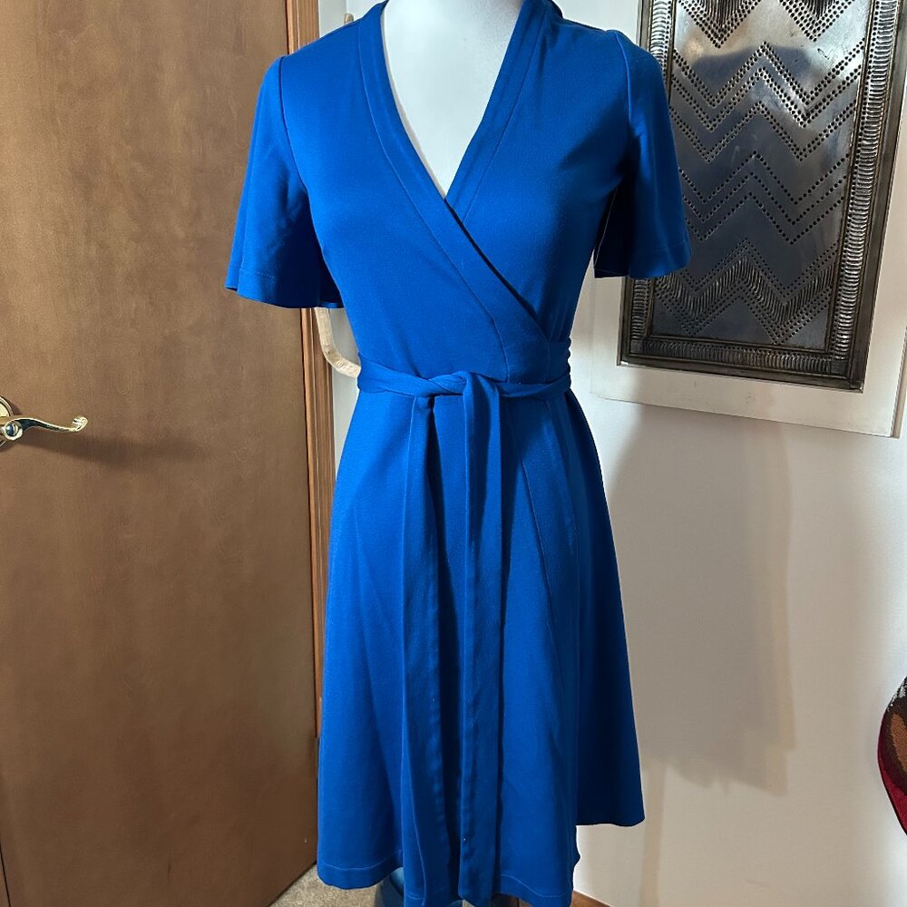 Ann Taylor Blue Flutter Sleeve Wrap Dress - 6